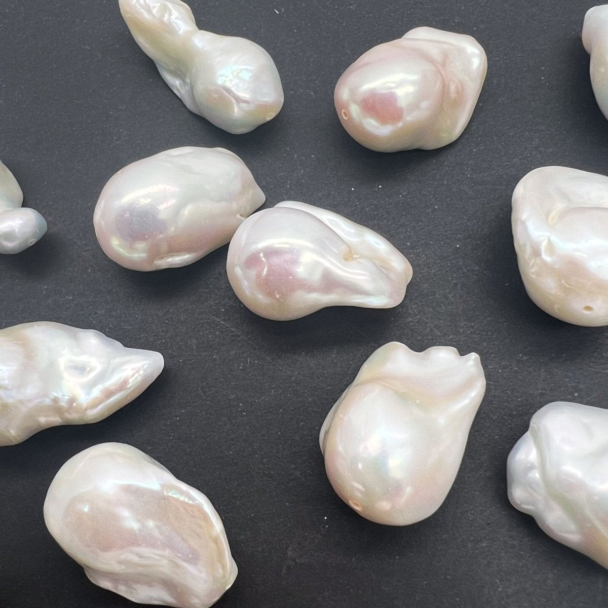 粒売り＊ホワイト＊オイスターバロック＊淡水パール*貫通穴 – aoneko_gems