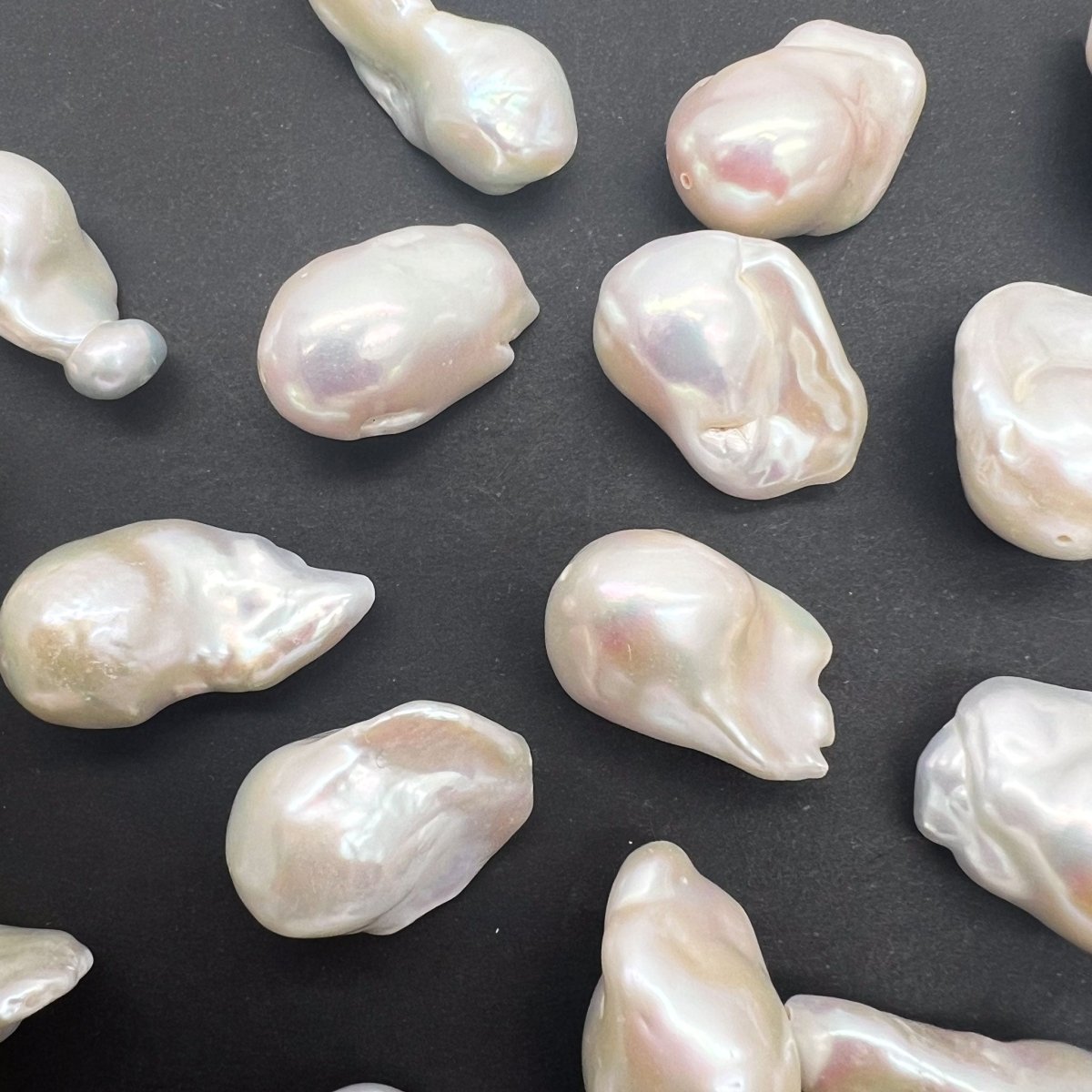 粒売り＊ホワイト＊オイスターバロック＊淡水パール*貫通穴 – aoneko_gems