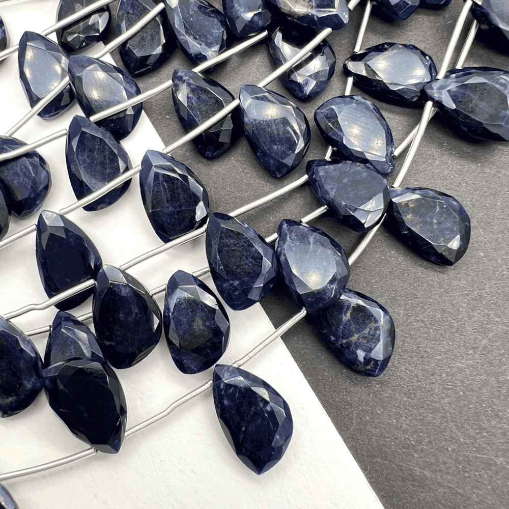高品質ソーダライト*セイルカット*約14.5×9.5ｍｍ前後*MI003 - 01903 - aoneko_gems