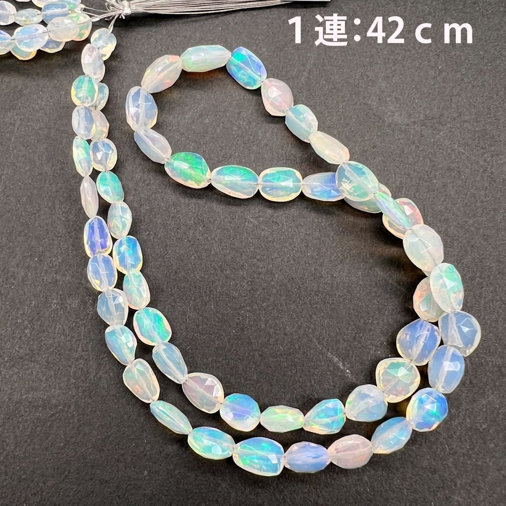 1/4連*エチオピアオパール*大きめオーバルカット連*約6×4.5～8×7.5ｍｍ前後 - aoneko_gems