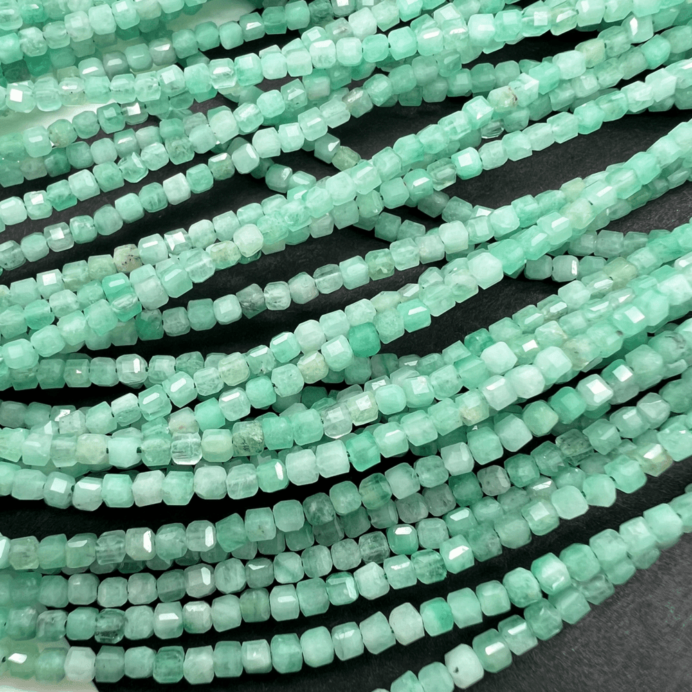 特価*品質良し♪エメラルド*キューブカット*約1.8ｍｍ*MI004 - 04303 - aoneko_gems