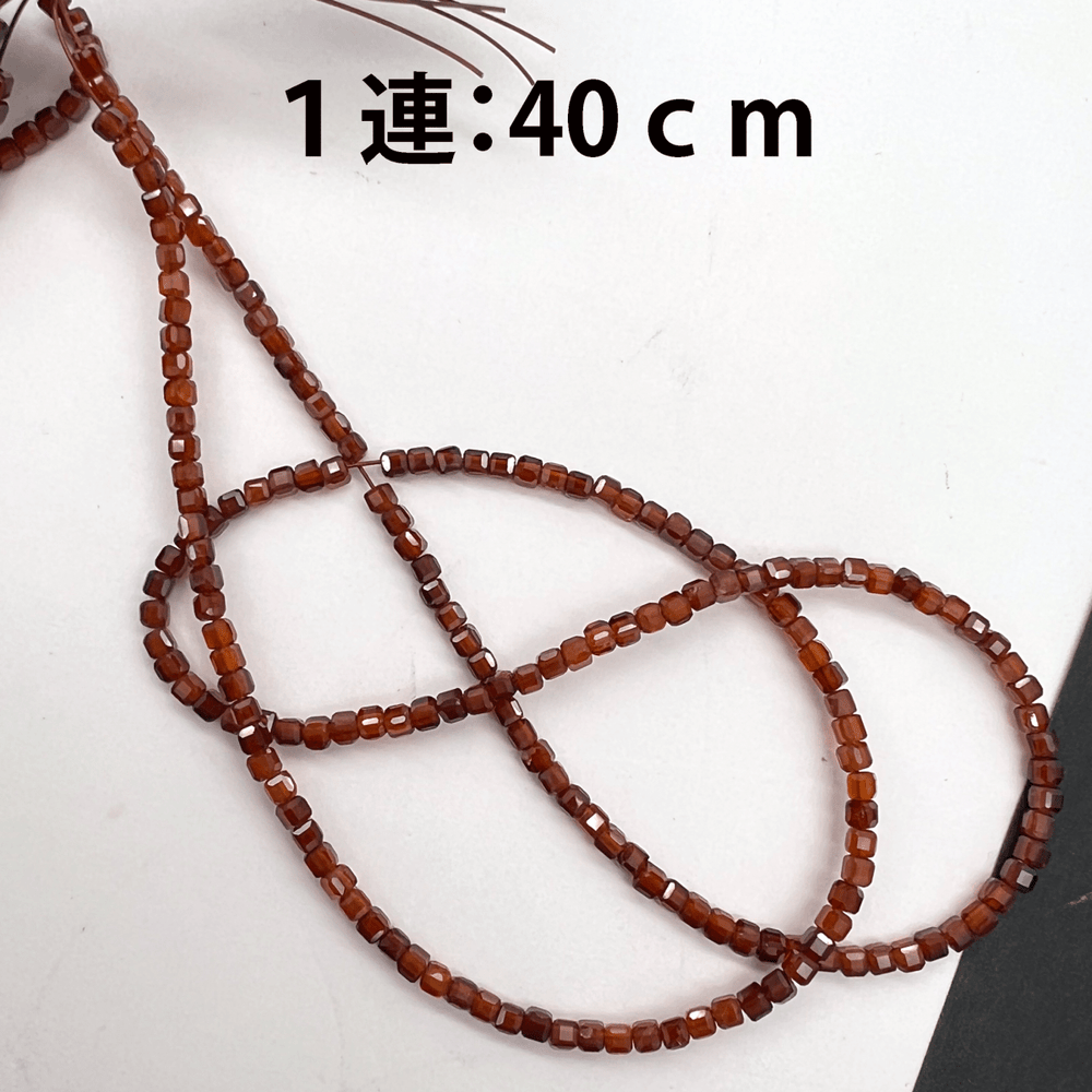 ヘッソナイトガーネット*キューブカット＊約2.0ｍｍ*MI004 - 05601 - aoneko_gems