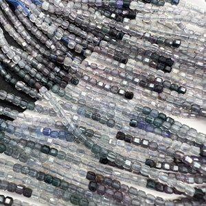高品質*寒色系*マルチカラースピネル*キューブカット*約2.1ｍｍ - aoneko_gems