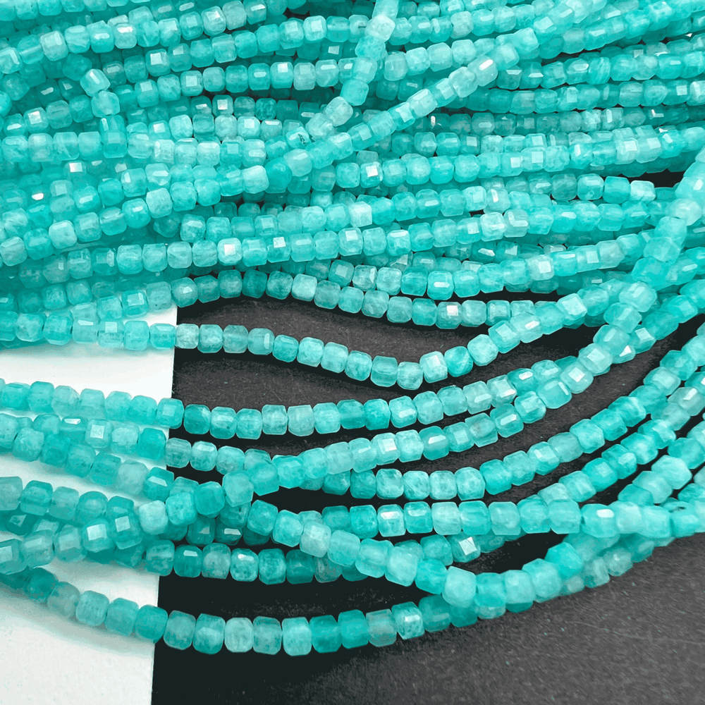 高品質*アマゾナイト*キューブカット*約2.4ｍｍ*MK003 - 00301 - aoneko_gems
