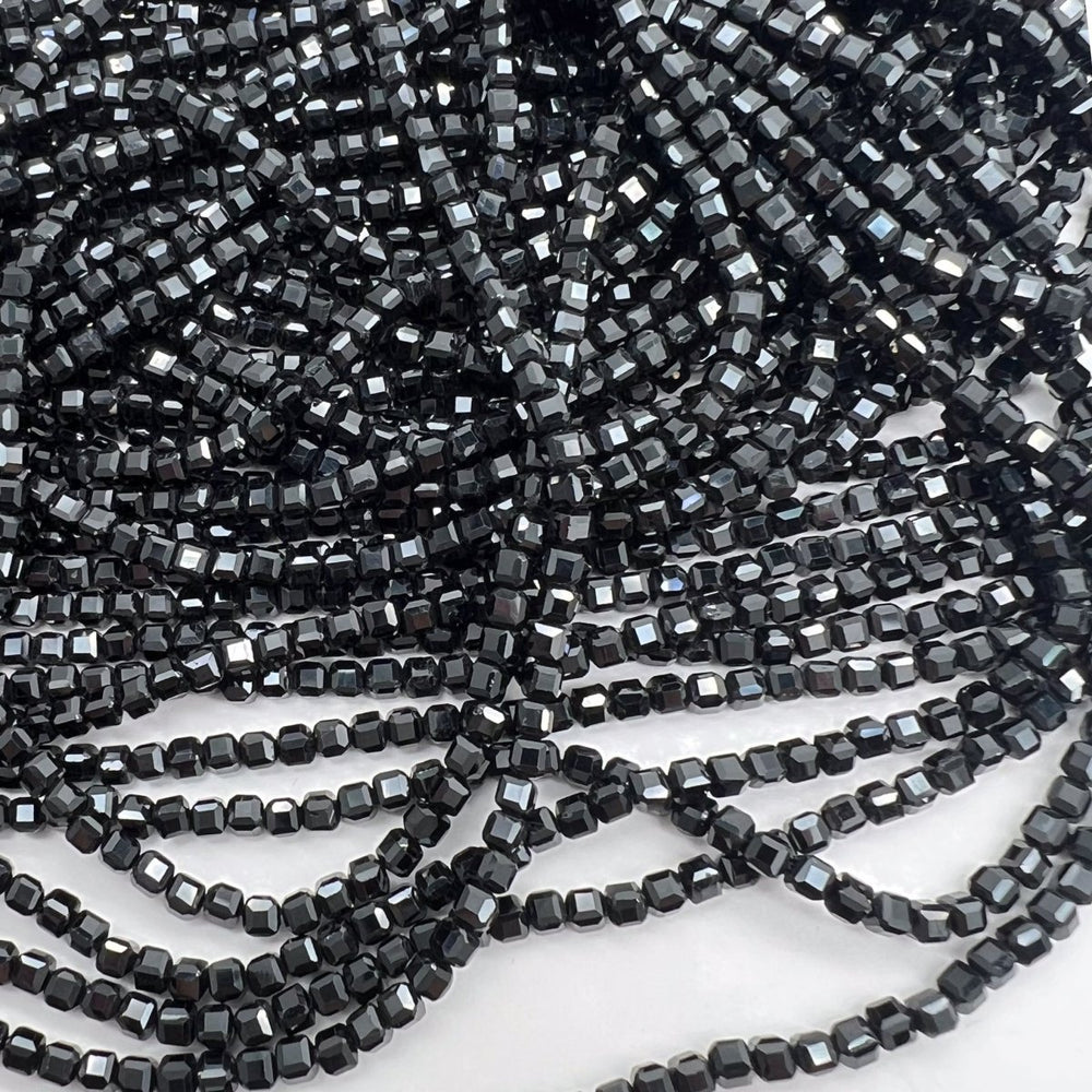 高品質ブラックスピネル*キューブカット*約2.5ｍｍ - aoneko_gems