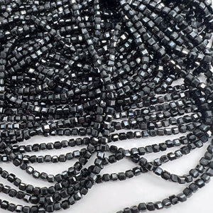 高品質ブラックスピネル*キューブカット*約2.5ｍｍ - aoneko_gems