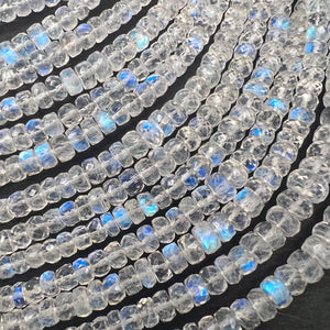 品質良し♪太ましい厚み*ブルームーンストーン*太めロンデルカット連*4.0～5.5ｍｍ - aoneko_gems