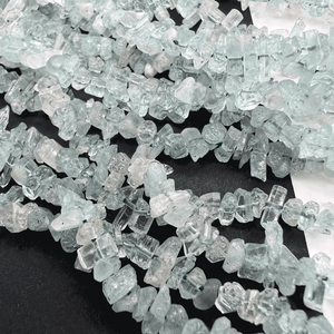 薄め・結晶大きめ*グリーンベリル*ラフ連*約4ｍｍ*AK08 - 00204 - aoneko_gems