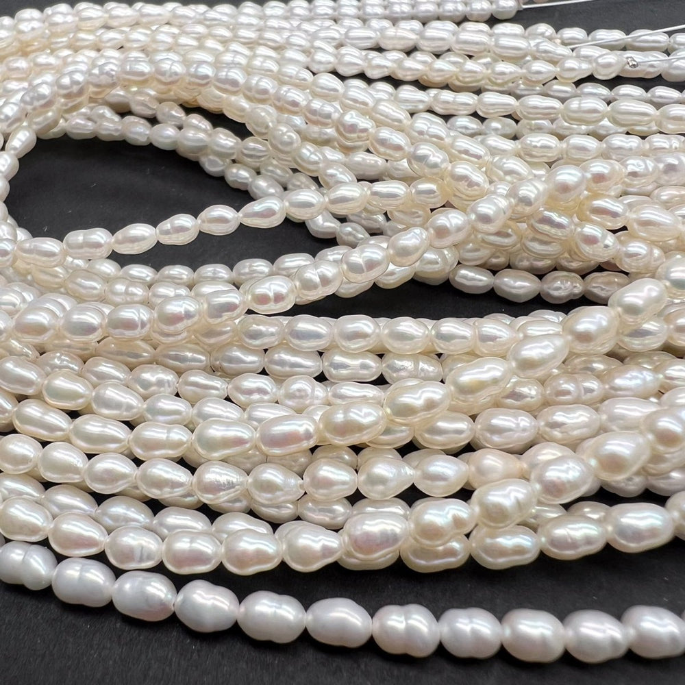 高品質ぴっかぴかテリテリ*ライス*ホワイト*淡水パール*約5.5×3.0ｍｍ前後*RJ - aoneko_gems