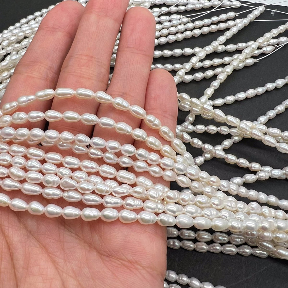 高品質ぴっかぴかテリテリ*ライス*ホワイト*淡水パール*約5.5×3.0ｍｍ前後*RJ - aoneko_gems