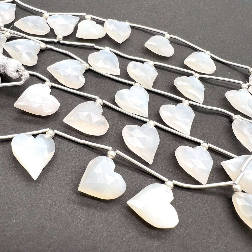 大人っぽハート*ホワイトムーンストーン*８粒*約12.5×10.5ｍｍ前後 - aoneko_gems